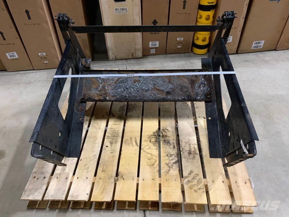 Volvo VNL Ostale kargo komponente