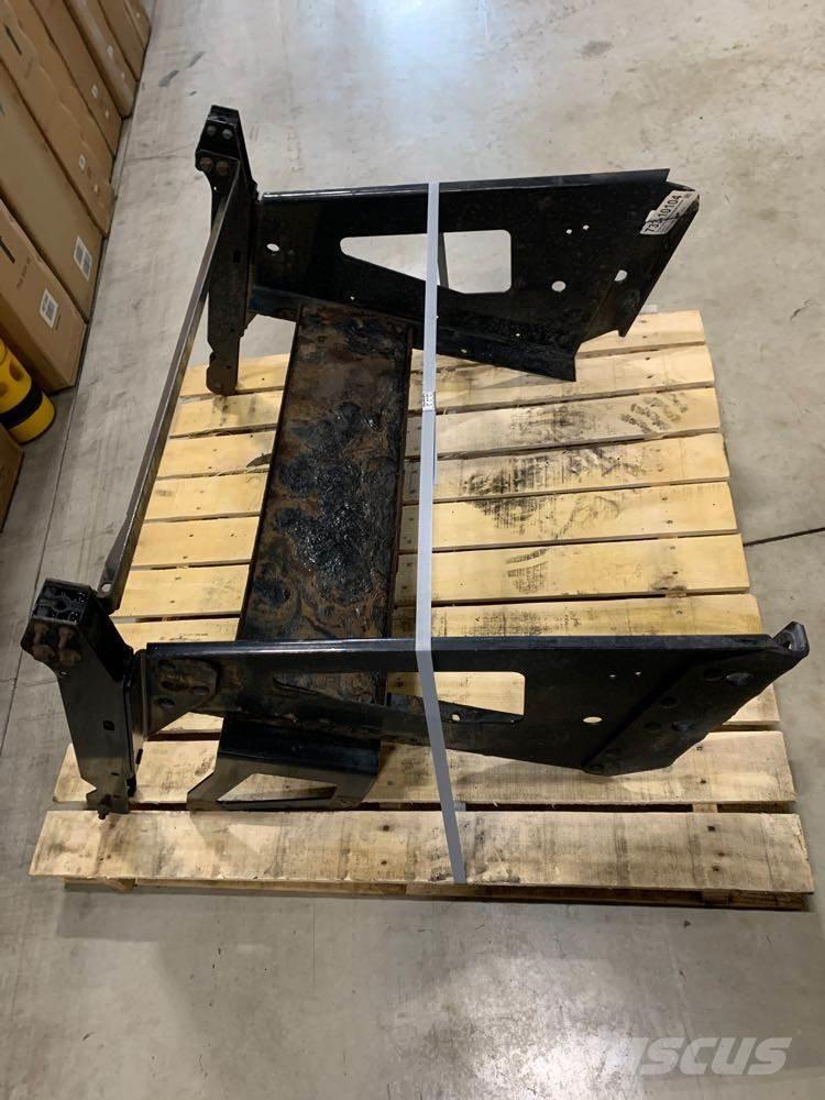 Volvo VNL Ostale kargo komponente