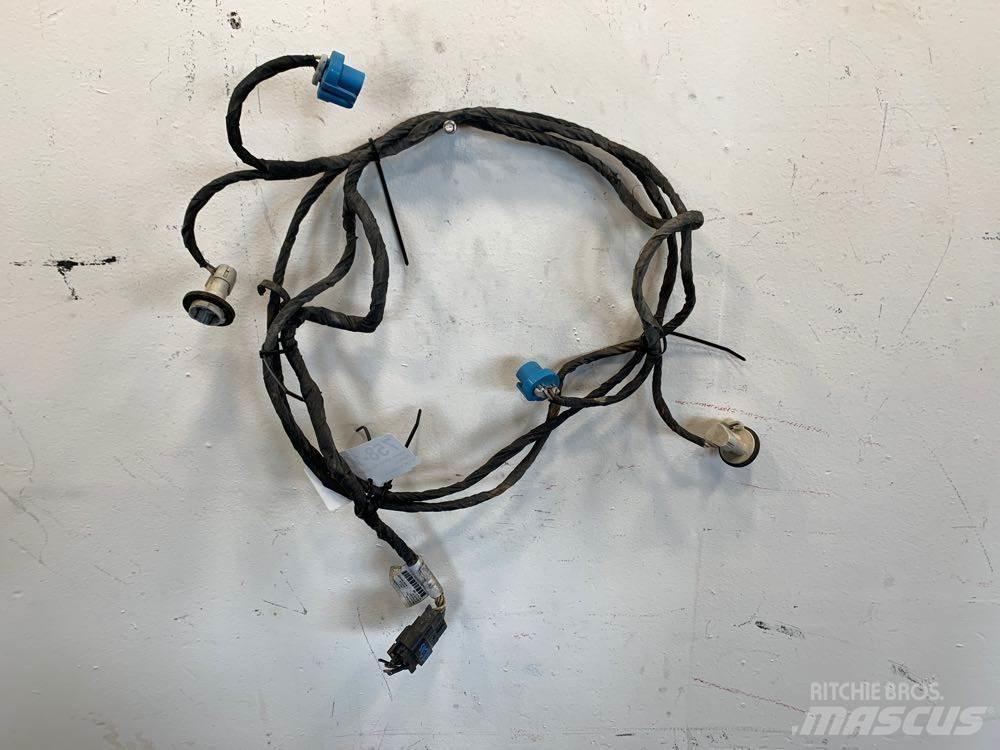 Volvo VNM Ostale kargo komponente