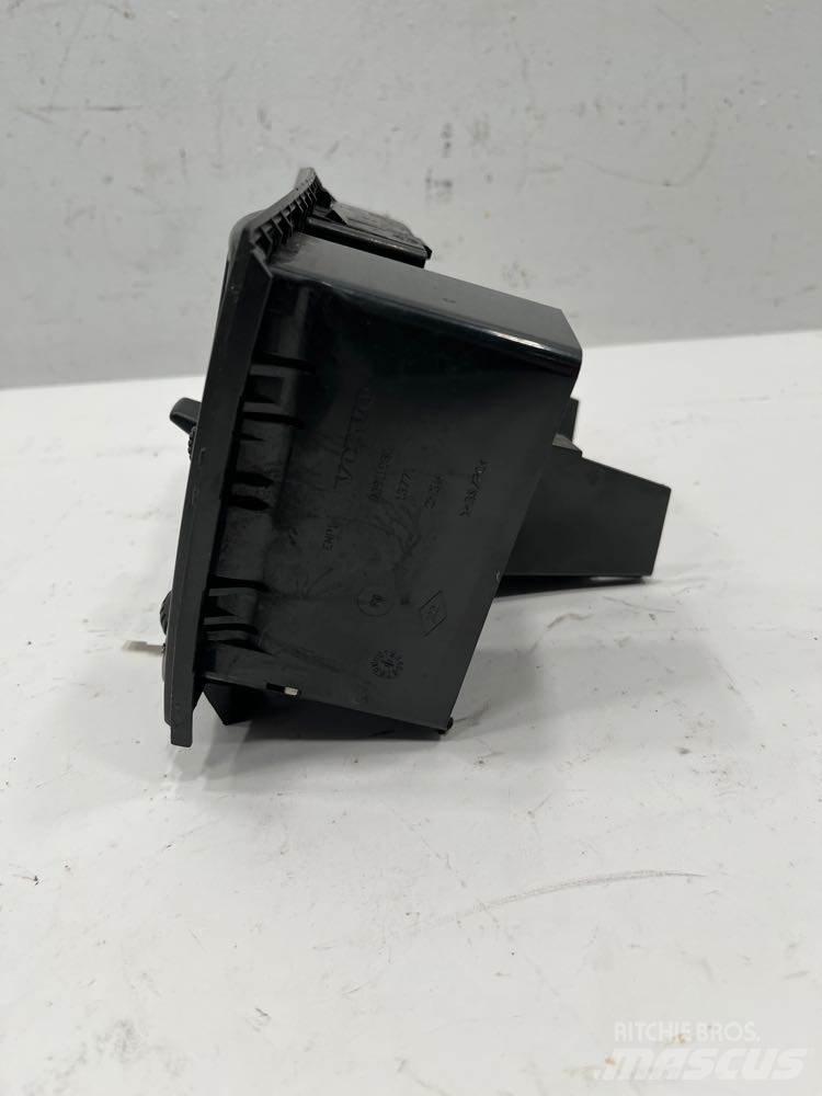 Volvo VNM Ostale kargo komponente