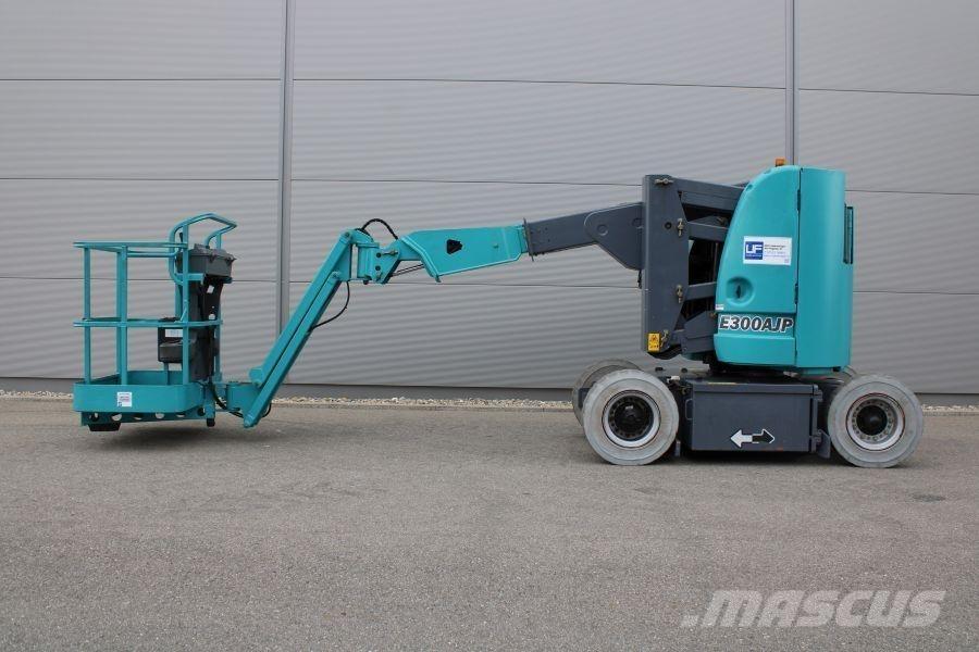 JLG E 300 AJP Zglobne podizne platforme