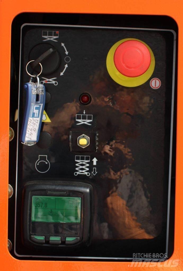 JLG ERT-4769 Makazaste platforme