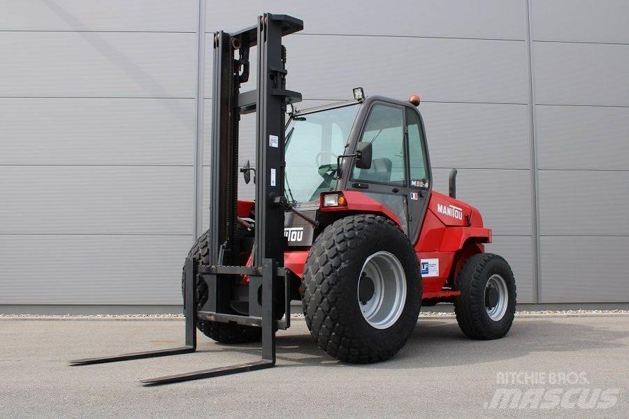 Manitou M 30-4 Vanterenski viljuškar