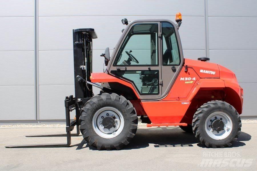 Manitou M 30-4 Vanterenski viljuškar