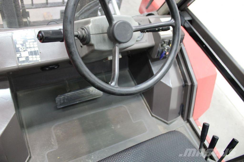 Manitou M 30-4 Vanterenski viljuškar