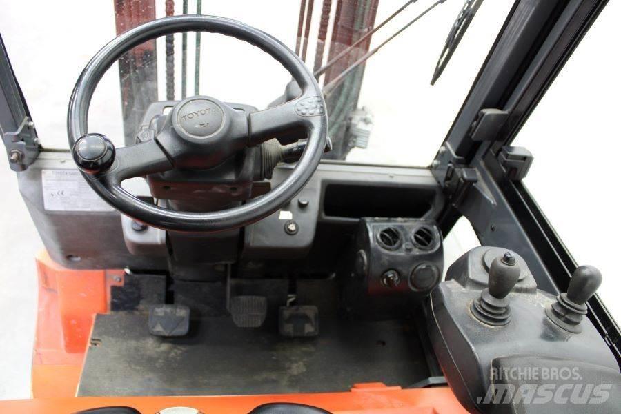 Toyota 7FBM25 Električni viljuškari