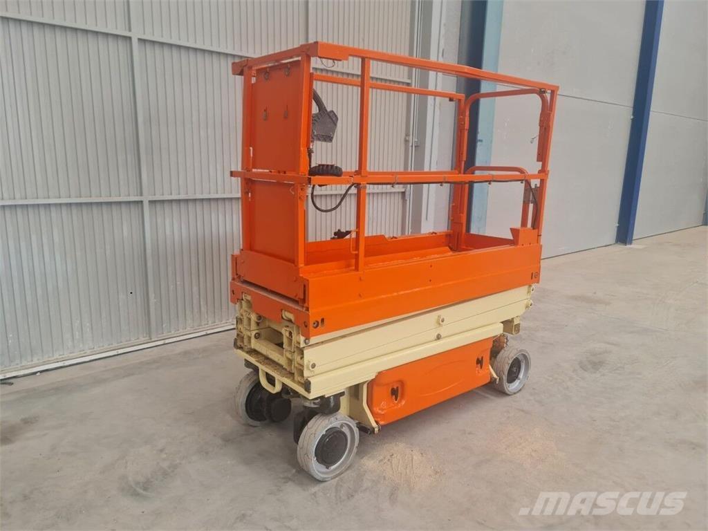 JLG 1930 ES Makazaste platforme