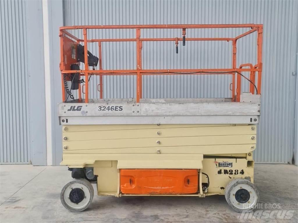 JLG 3246ES Makazaste platforme