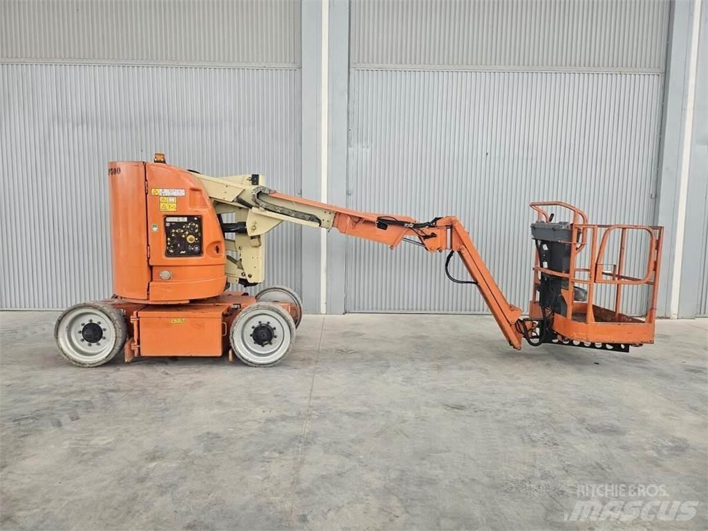 JLG E300AJP Zglobne podizne platforme
