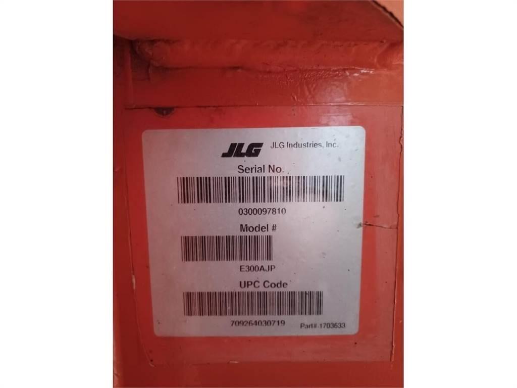 JLG E300AJP Zglobne podizne platforme