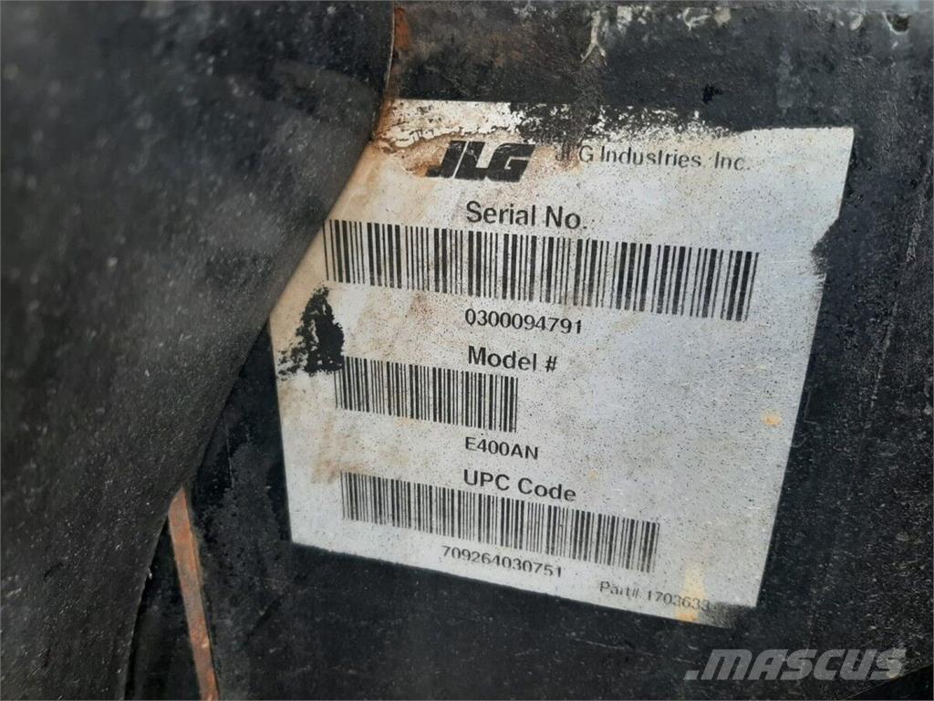 JLG E400AN Zglobne podizne platforme