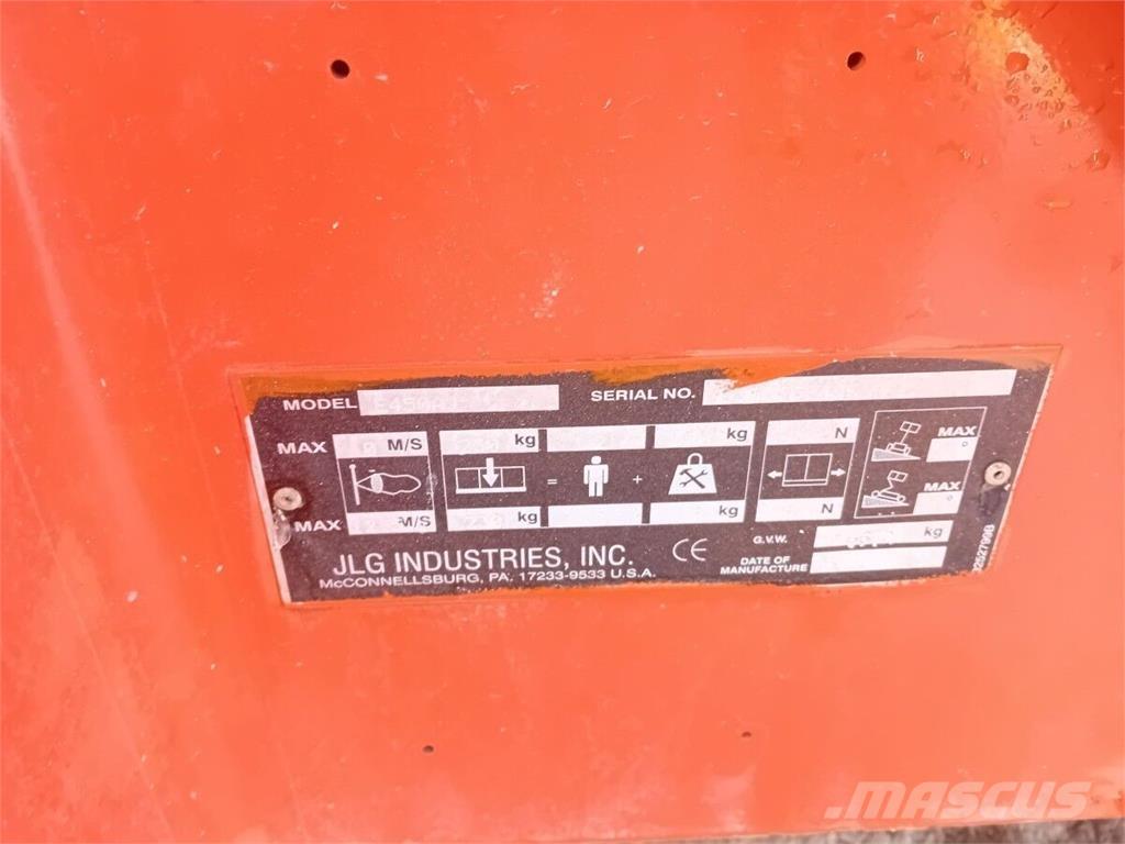 JLG E450AJ Zglobne podizne platforme