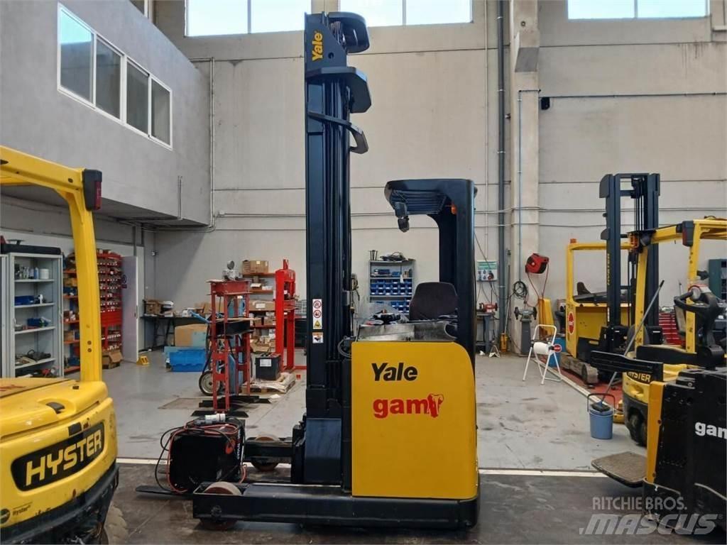 Yale MR14H Viljuškari sa pomičnim stupom