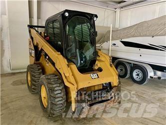 CAT 272D2 Skid steer mini utovarivači