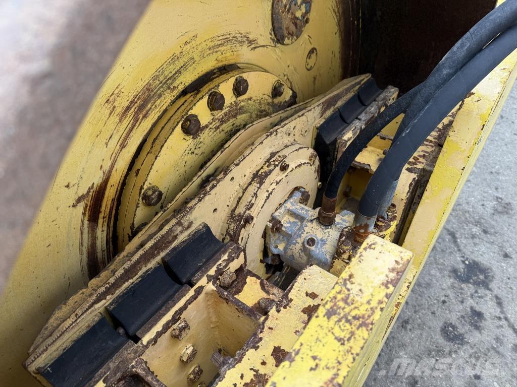 Bomag BW 217 PD-2 Valjci sa jednim bubnjem