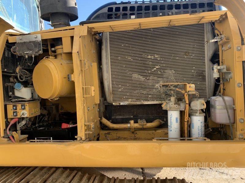 CAT 324 DL Bageri guseničari