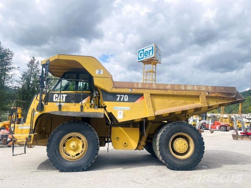 CAT 770 Zglobni damperi