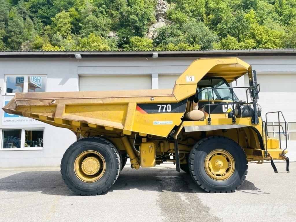 CAT 770 Zglobni damperi