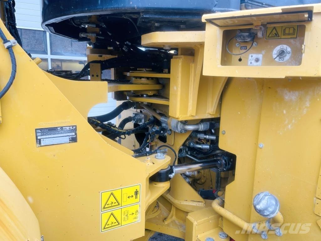 CAT 966K Utovarivači na točkove