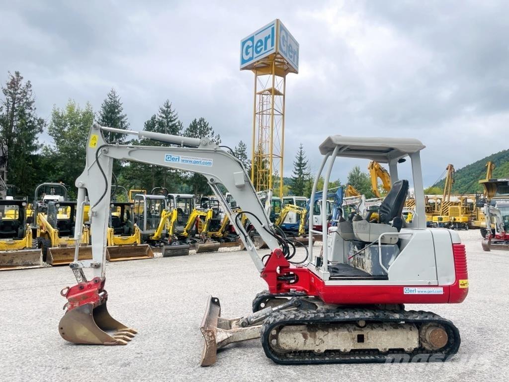 Takeuchi TB135 Mini bageri < 7t