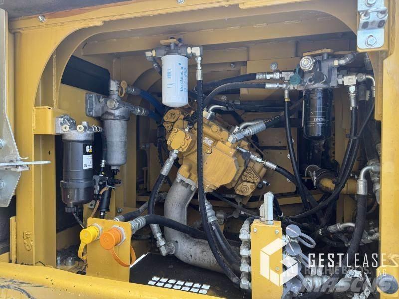 CAT 330FLN Bageri guseničari