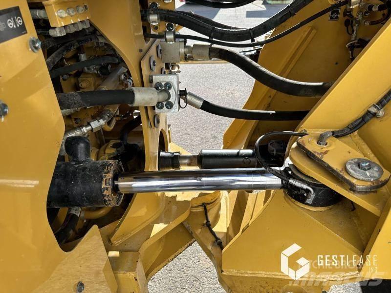 CAT 966M Utovarivači na točkove