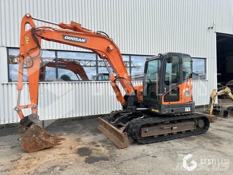 Doosan DX85R-3 Mini bageri < 7t