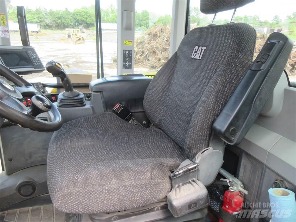 CAT 938M Utovarivači na točkove