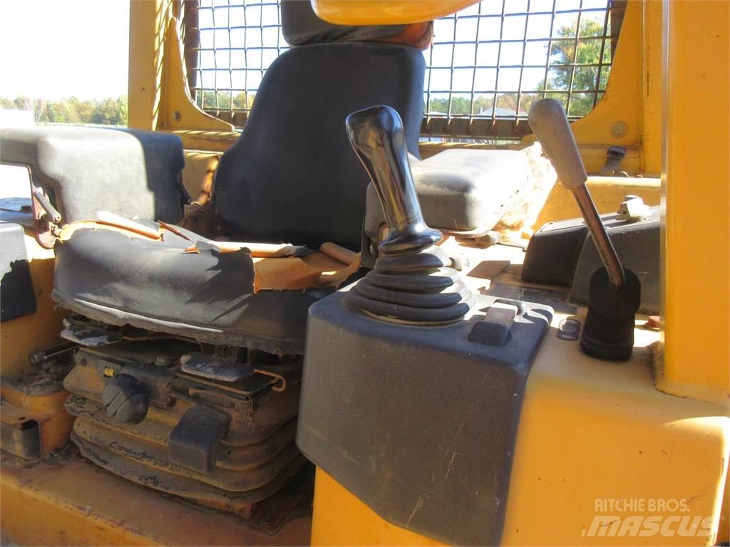 CAT D5G LGP Buldožeri guseničari