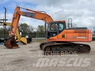 Doosan DX225LC Bageri guseničari