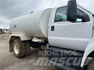 Ford F750 Kamioni za vodu