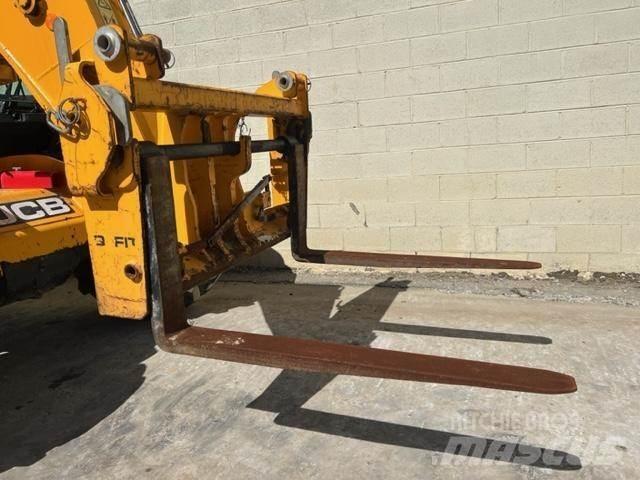 JCB 535-95 Viljuškari - ostalo