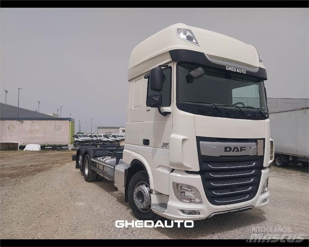 DAF DAF Sanduk kamioni