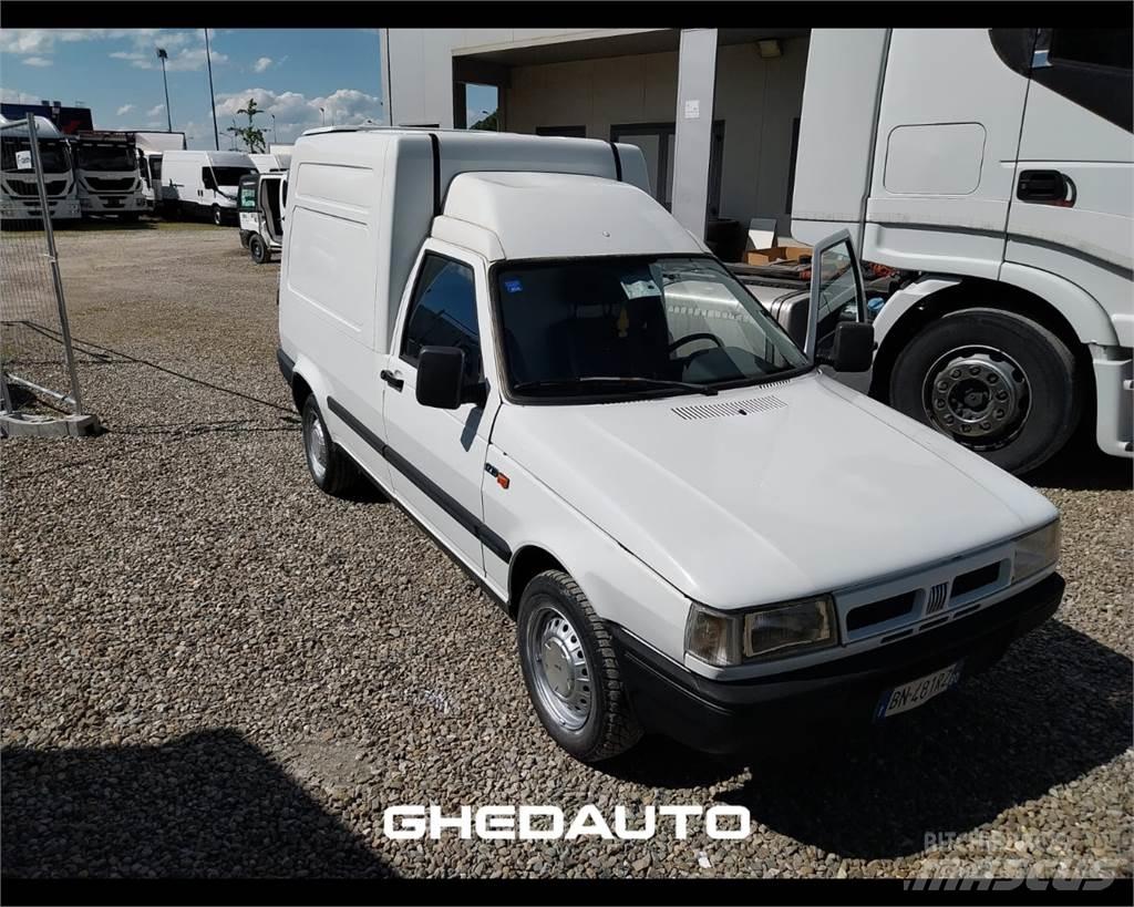 Fiat FIORINO Sanduk kombiji