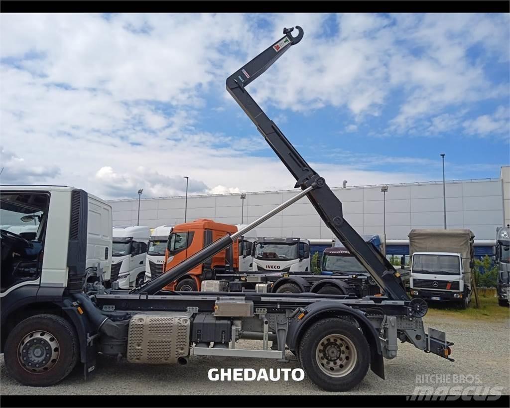 Iveco AD190S31 Sanduk kamioni