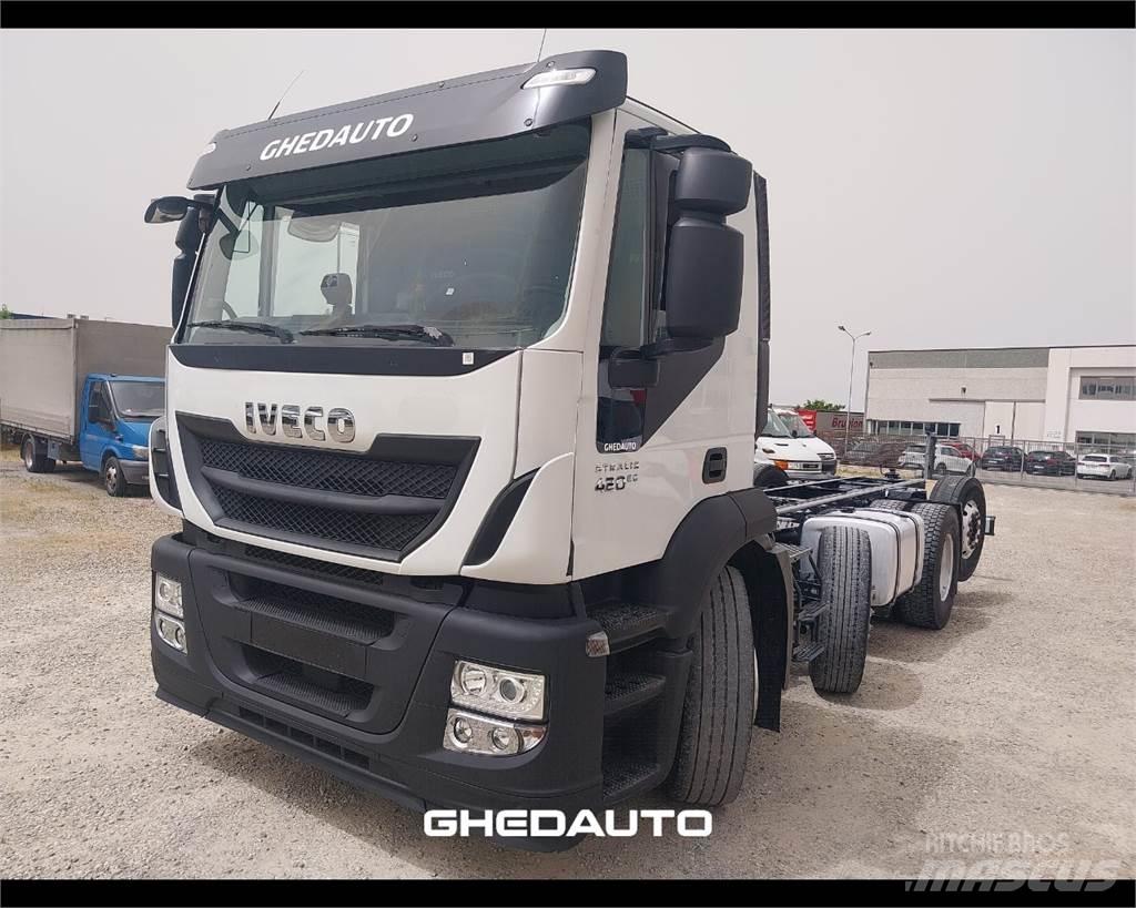Iveco AD440S42 Sanduk kamioni