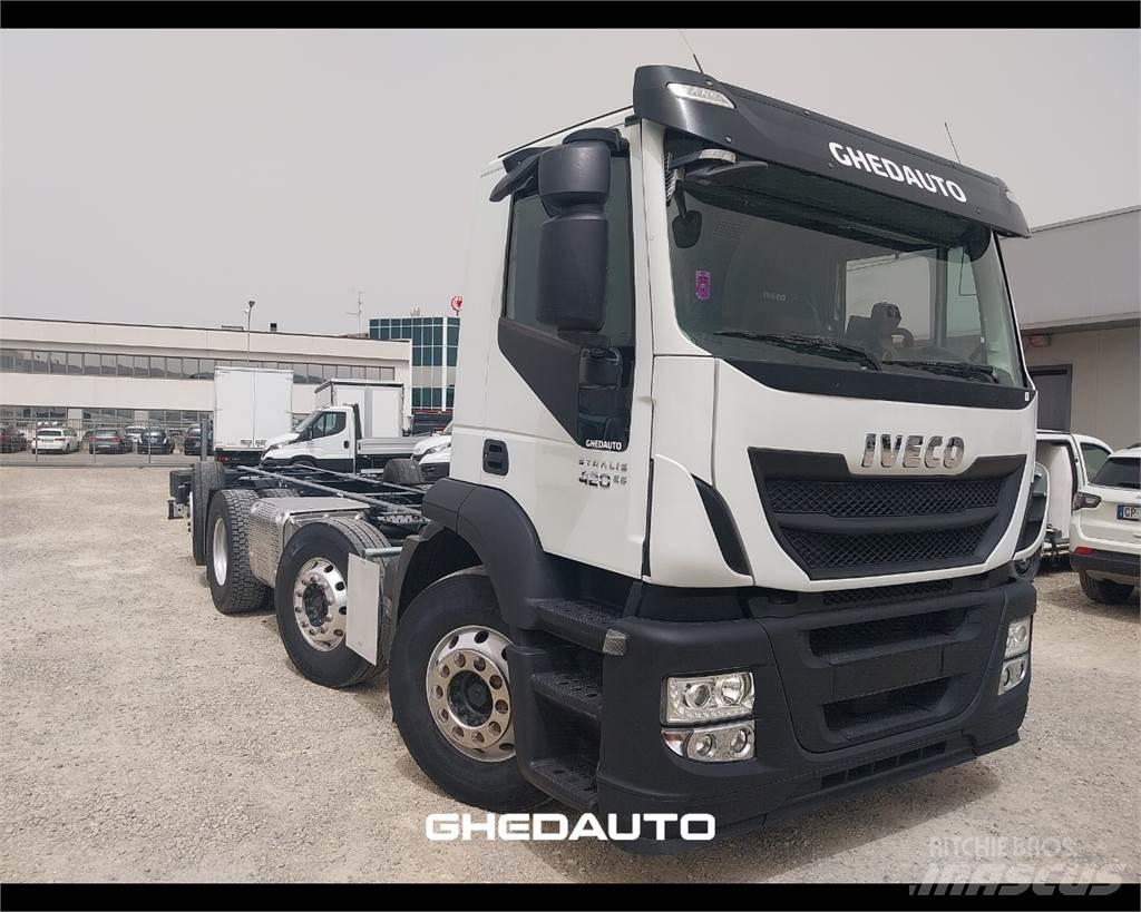Iveco AD440S42 Sanduk kamioni