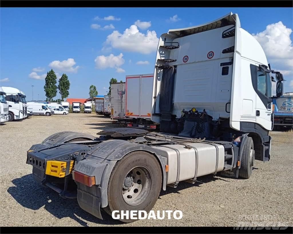 Iveco AS440S48 Sanduk kamioni