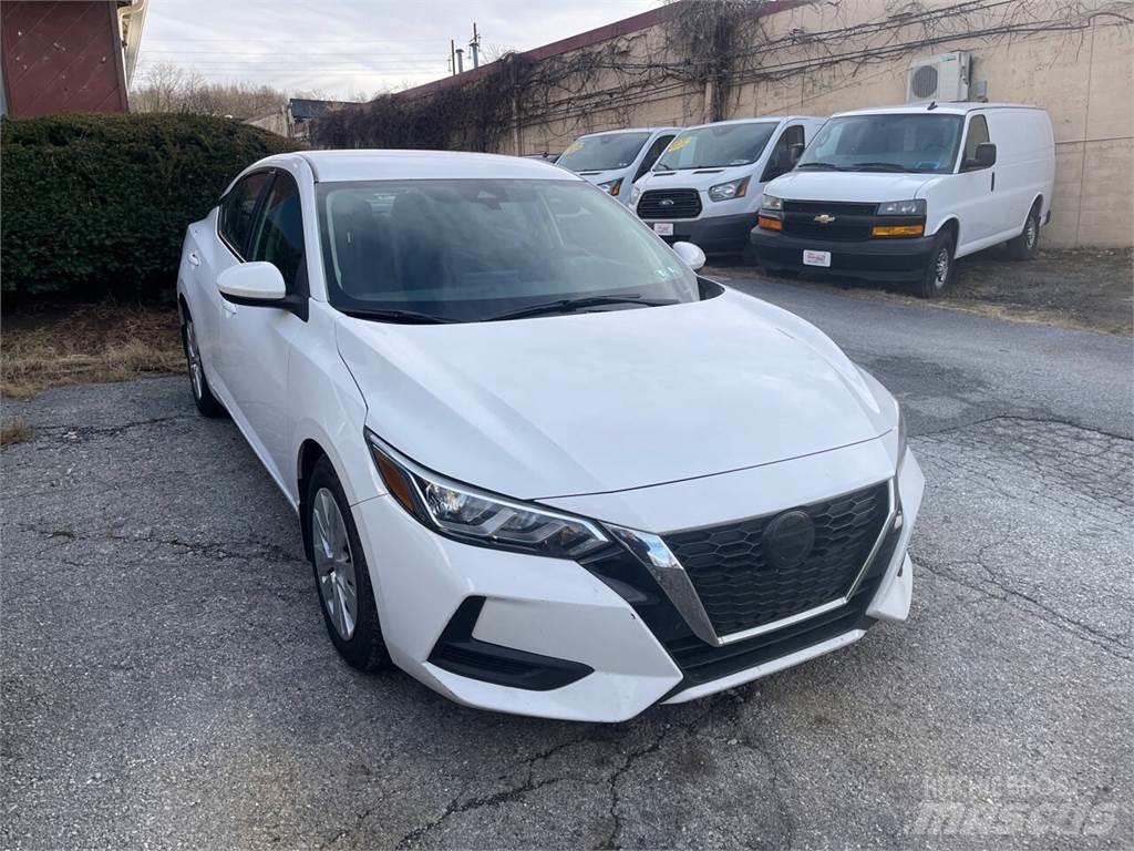 Nissan Sentra Automobili