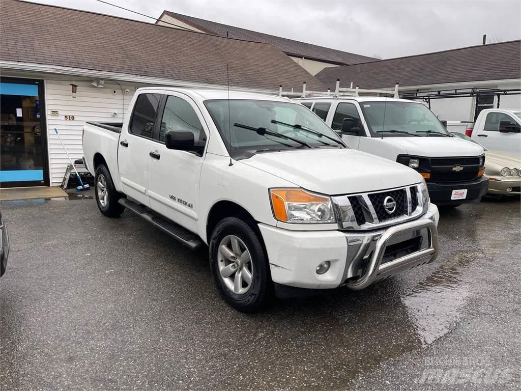 Nissan Titan Pik up kamioni