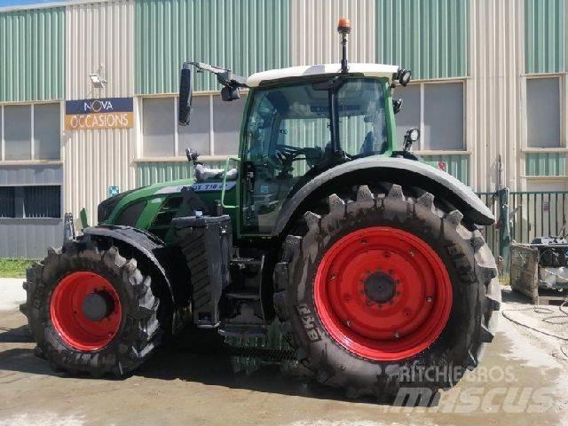 Fendt 718 VARIO Traktori