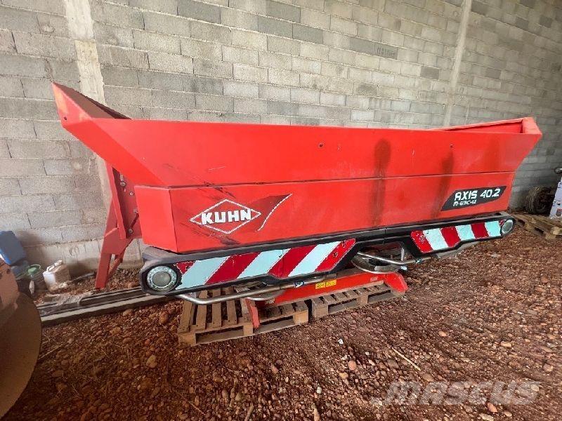 Kuhn AXIS 40.2 Rasturači mineralnog đubriva