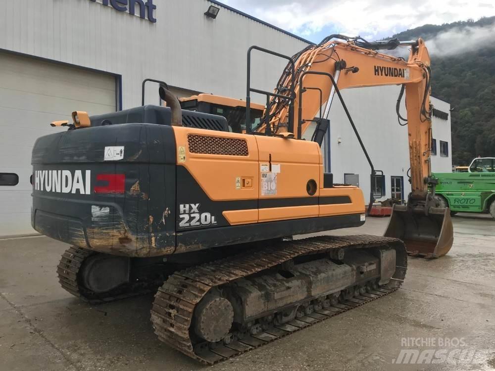 Hyundai HX220L Bageri guseničari