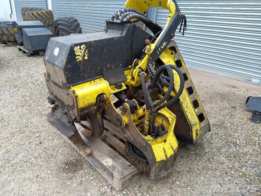 John Deere H415 Glave za kombajne