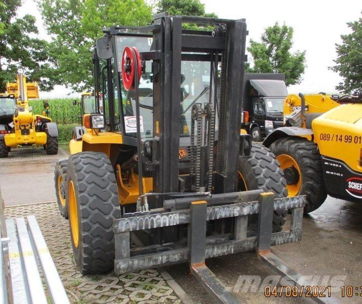 JCB 940-4 Vanterenski viljuškar