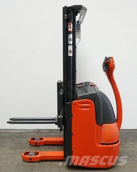 Linde L 10 379 Samopogonski ručni viljuškari