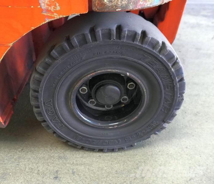 Toyota 8FBMT25 Električni viljuškari