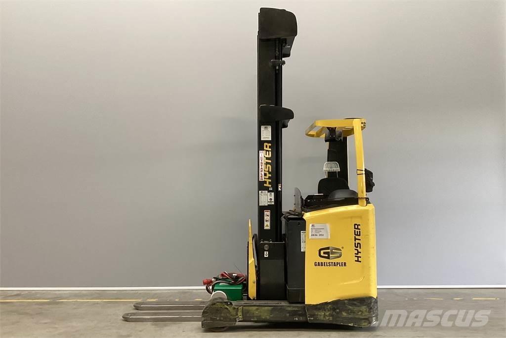 Hyster R1.6 Viljuškari sa pomičnim stupom