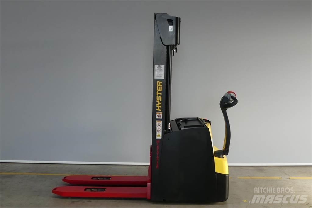 Hyster S1.6il Ručni električni viljuškar