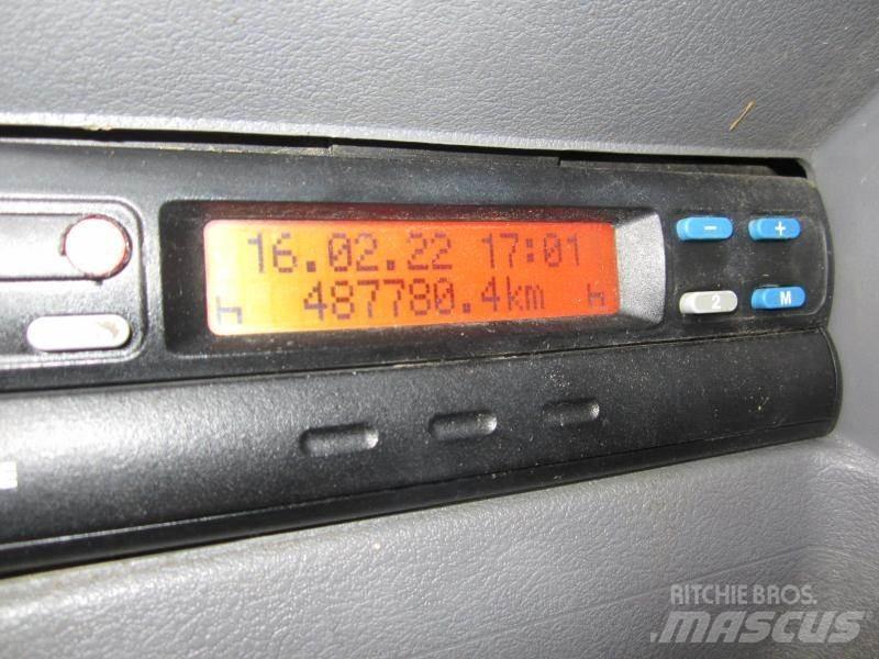 DAF LF 220 Kamioni za prevoz životinja